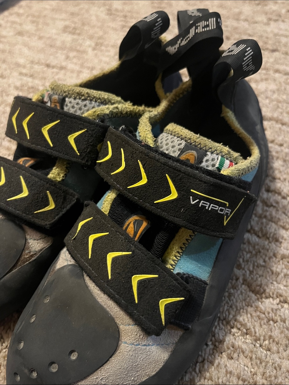 SCARPA Vapor V women’s climbing shoes- need resoling - Picture 9 of 12